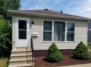 4439 2nd St NE, Columbia Heights, MN 55421