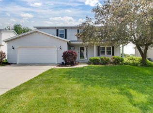 1409 Lismore Ln, Normal, IL 61761