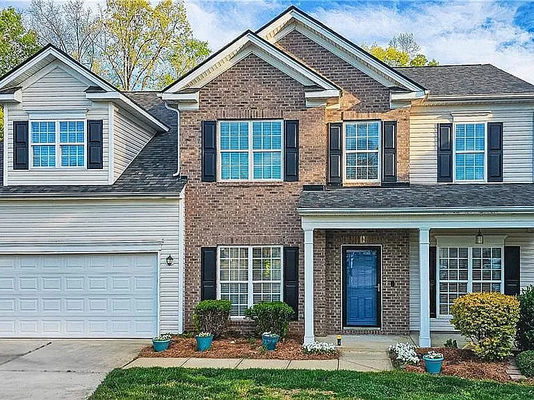 4072 Fountain Grove Dr — Photo 1