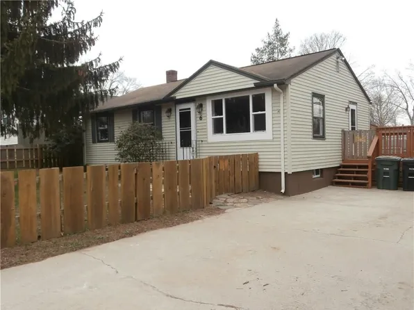 6 Kathy Ave, Coventry, RI 02816