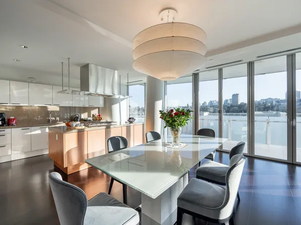 1560 Homer Mews #306, Vancouver, BC V6Z 0A5