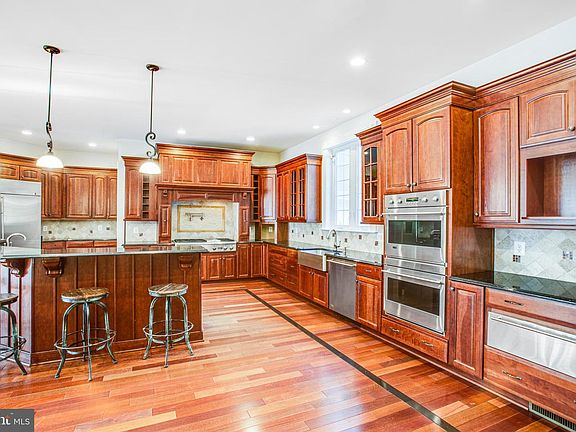 4th image of 149 Estates Dr