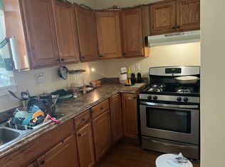 154 Oak Grove Ave FLOOR 2, Springfield, MA 01109