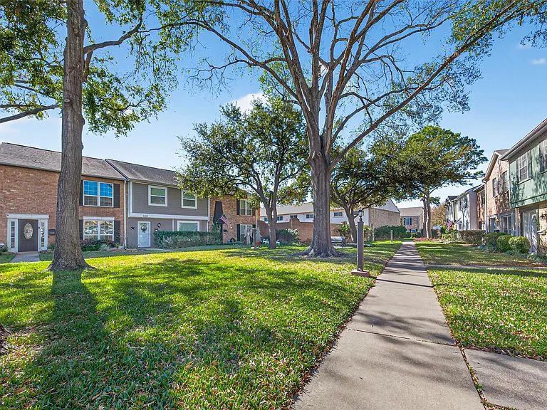 14381 Still Meadow Dr — Photo 4