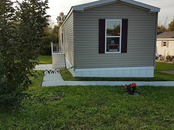 2nd image of 700 Skyline Dr