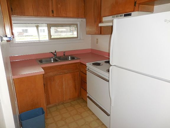 5th image of 150 E Everett Ave #3