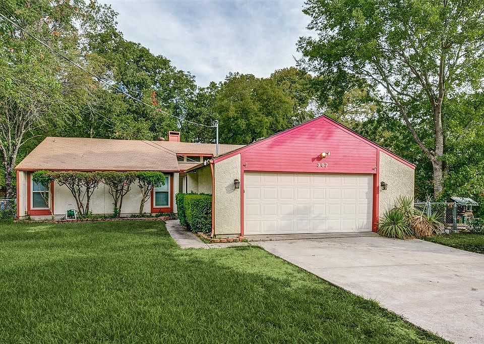 1st image of 307 Oakwood Dr