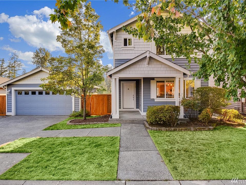 1st image of 9915 223rd Ave NE