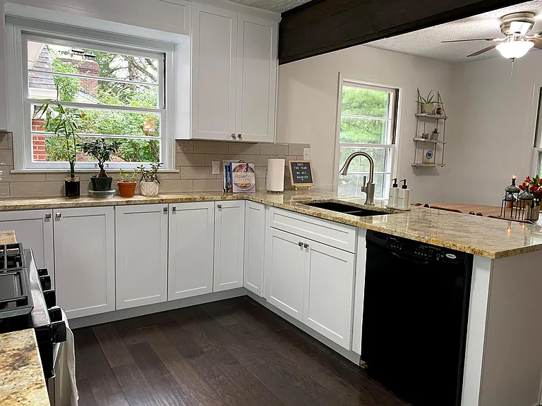6317 N Tacoma Ave — Photo 7