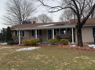 8517 Chestnut Grove Rd, Frederick, MD 21701