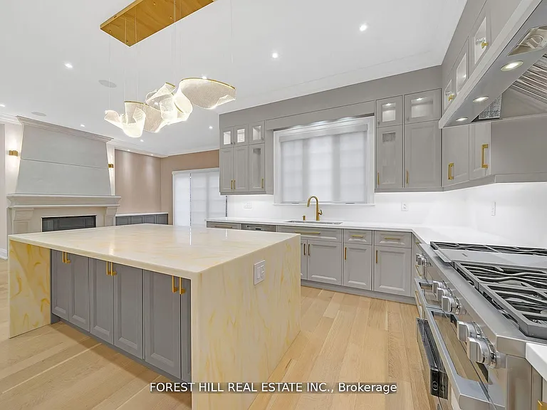 132 Lothian Ave — Photo 14
