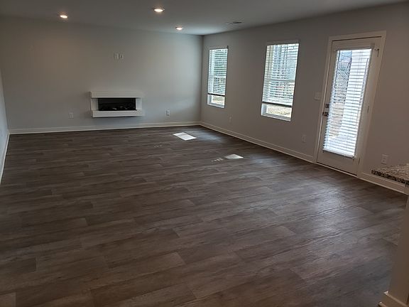 4th image of 269 Harris Walk #54