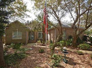 1249 Ainsworth Dr, Gulf Breeze, FL 32563