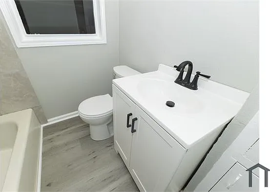 4012 Willow St — Photo 11