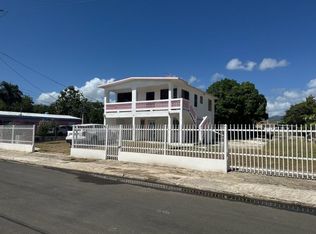 37 Comunidad Lopez Calle Facundo Alicea, Salinas, PR 00751