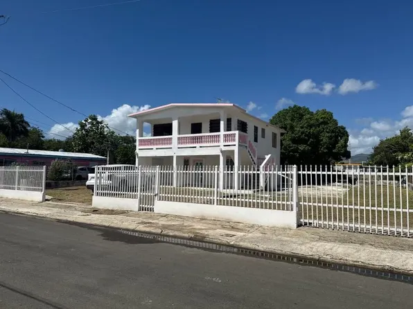 37 Comunidad Lopez Calle Facundo Alicea, Salinas, PR 00751