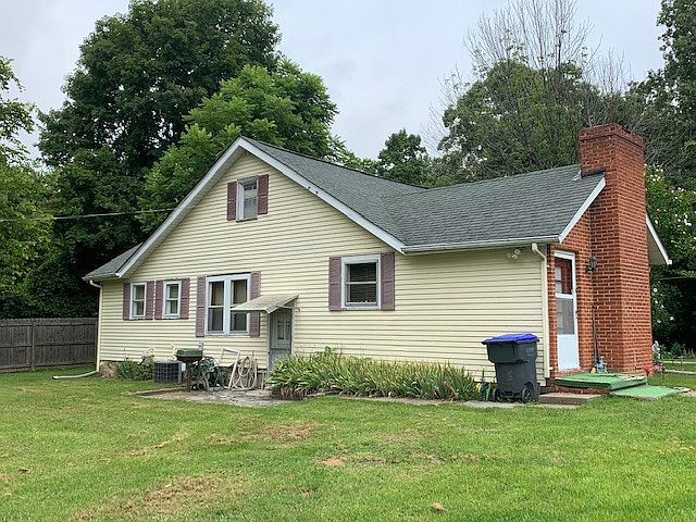 2nd image of 5353 W McNeely St