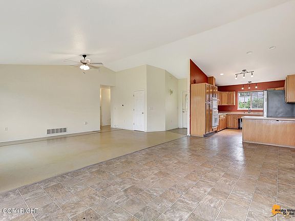 4th image of 11604 E Annie Ln