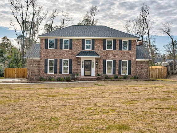 2nd image of 4214 Green Ivy Cir