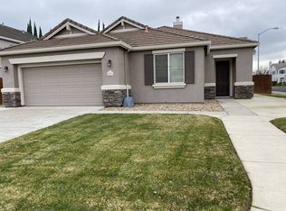 2073 Derrick Ave, Manteca, CA 95337