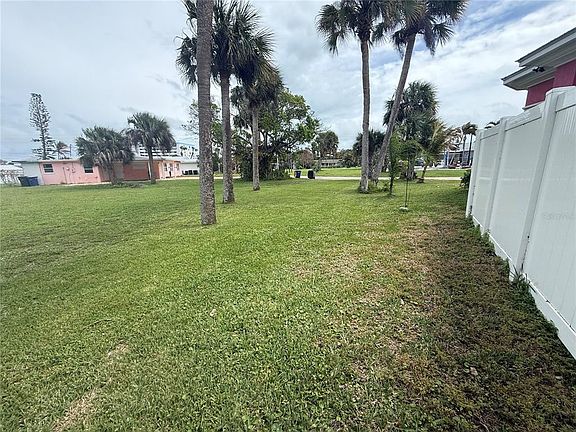 4th image of Coral Cir Lot 12