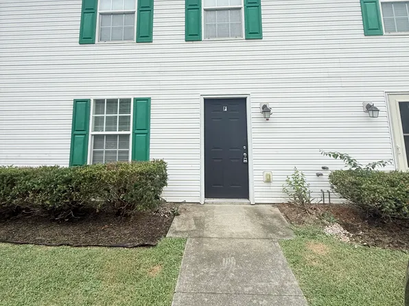 917 Altamont Ct #F, Versailles, KY 40383