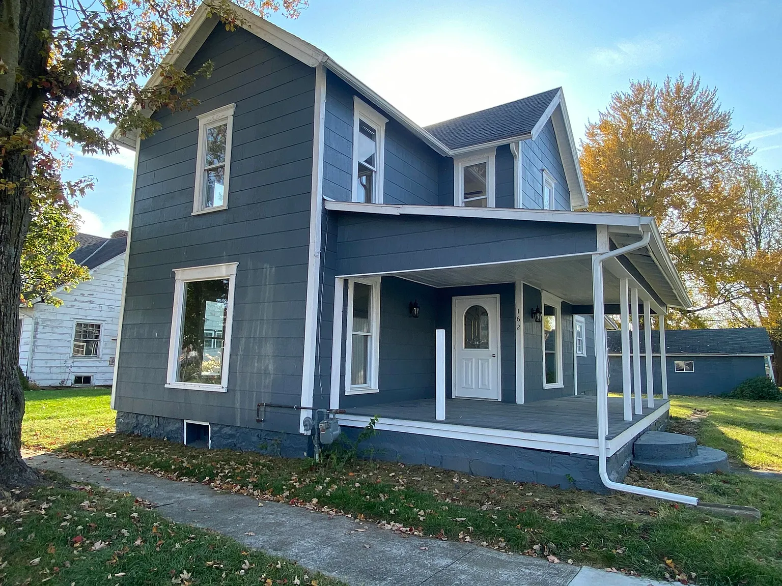 162 E Center St photo 1