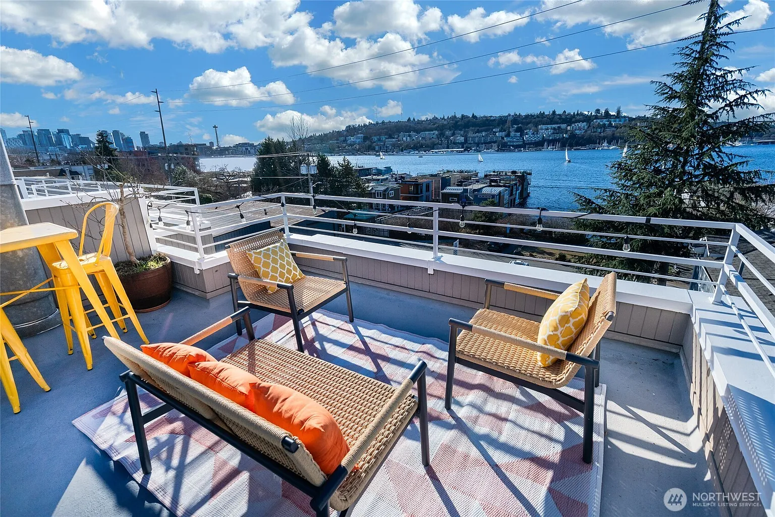 2364 Fairview Avenue E #1 photo 1