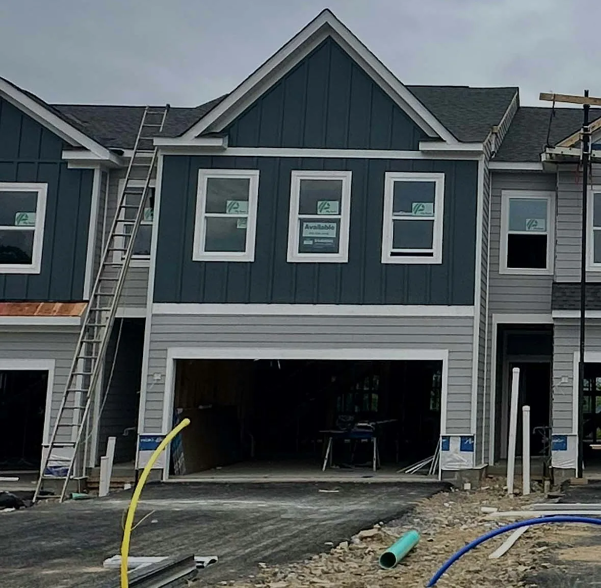 160 River Ridge Drive — Photo 1
