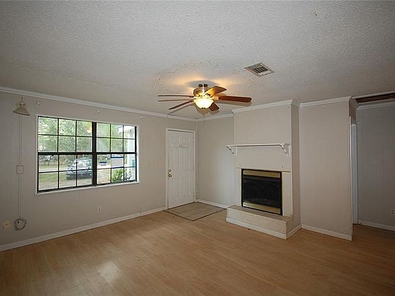 2nd image of 2506 Jay St