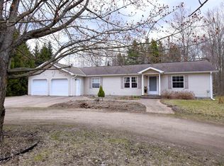 1266 Amacher Rd, Petoskey, MI 49770