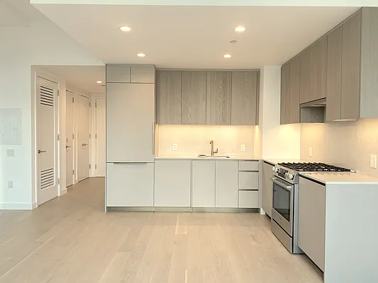 Rented by Modern Spaces | media 2