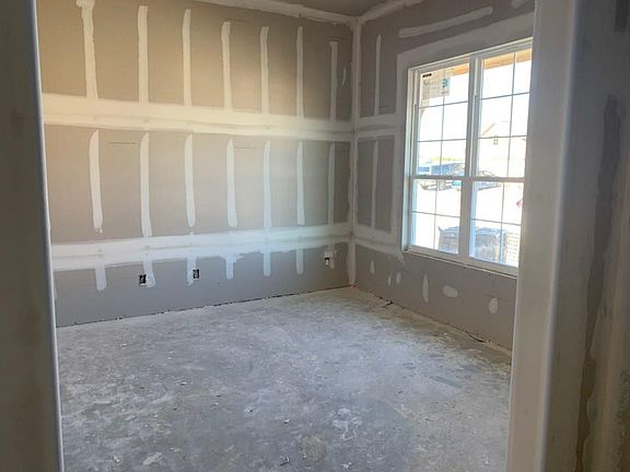 4th image of 1740 Secco Dr