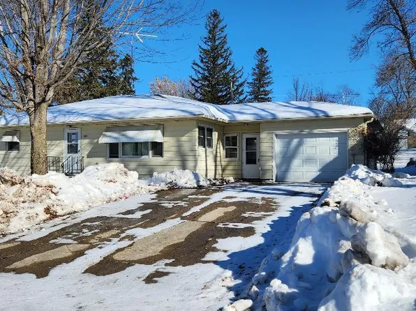 201 N 7th St, Kiester, MN 56051