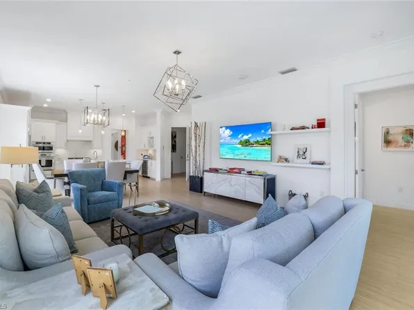 16374 VIANSA WAY #302, NAPLES, FL 34110