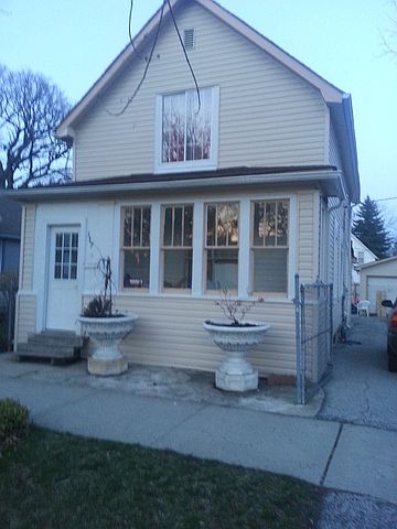 2nd image of 317 Powell Ave