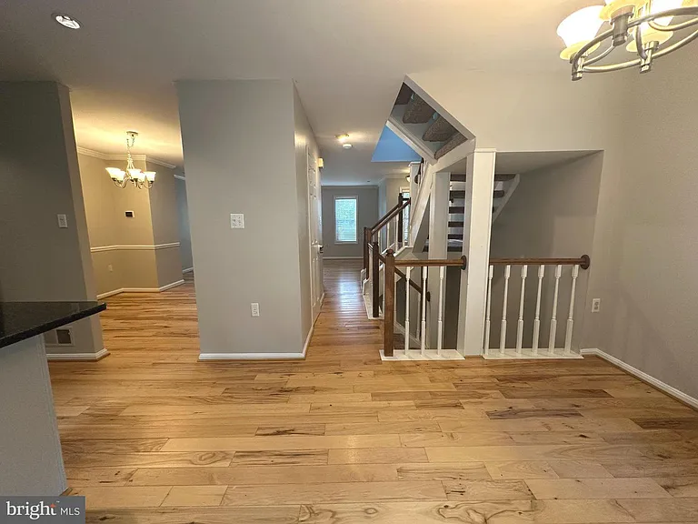 11928 Sentinel Point Ct — Photo 6