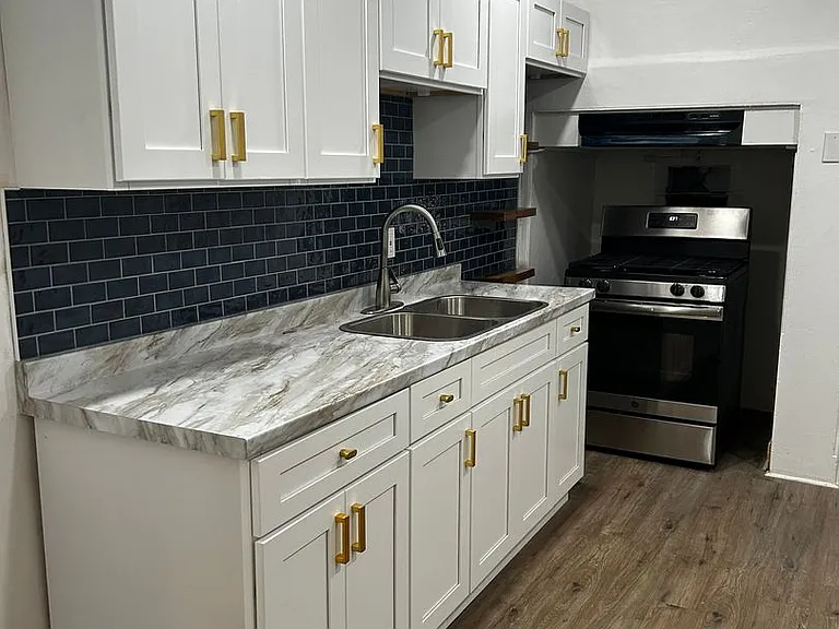 735 S Beaver St — Photo 10