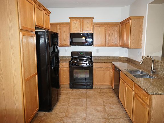 5th image of 3651 W Thalia Ct