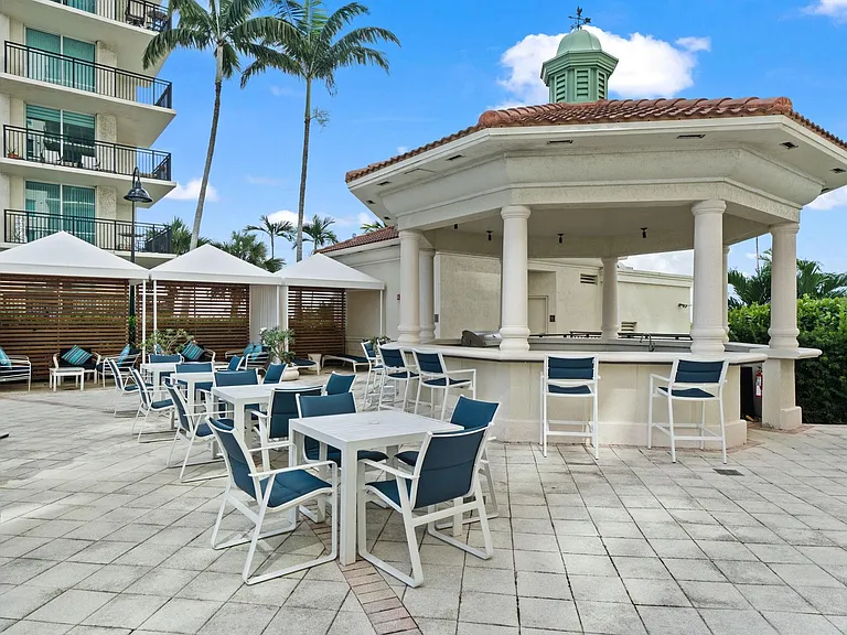 610 W Las Olas Blvd #1016N — Photo 45