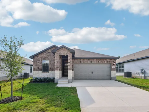 10242 King Robert, San Antonio, TX 78239