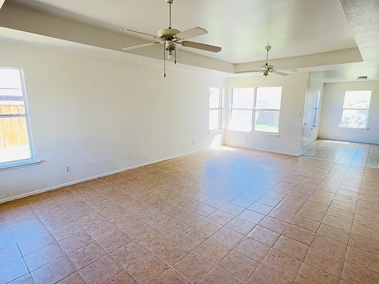 7632 Livvie Meador Ln — Photo 6