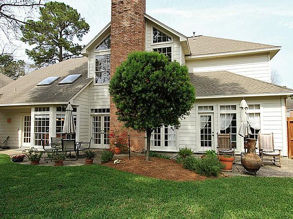 2nd image of 5810 Woodland Falls Dr