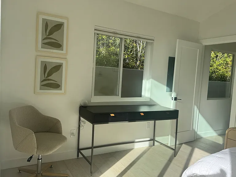 Bedroom comes with Desk and Swivel chair