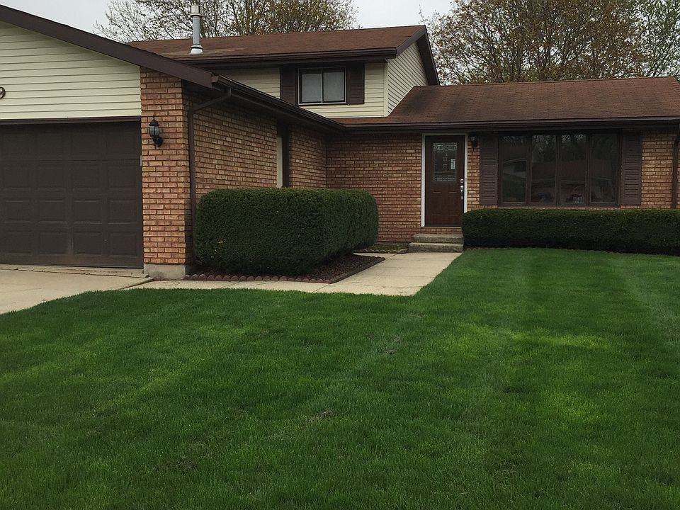 1st image of 1129 Pheasant Dr