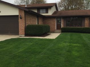 1129 Pheasant Dr, Bradley, IL 60915