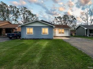 699 Woodingham Ave, Waterford, MI
