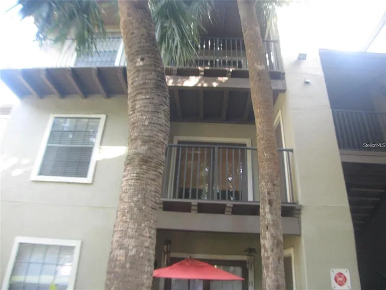 199 Afton Sq #210 — Photo 2