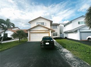 15163 SW 94th Ter, Miami, FL 33196