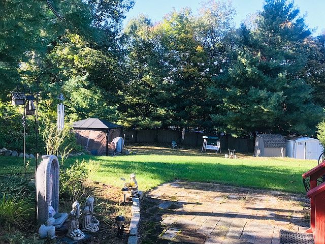2nd image of 1 Kimberly Ln